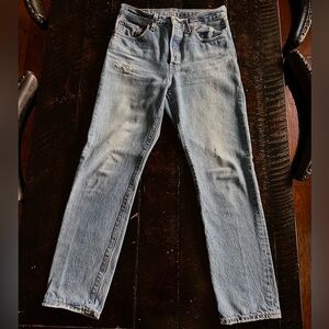 Levi’s 501 straight leg jeans -size 28